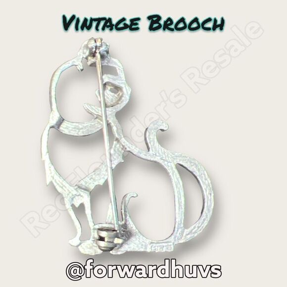 Vintage Silver Tone Metal Brooch with Rhinestone Cat Collar Marked JJ - Picture 4 of 8